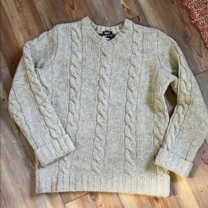 Abercrombie & Fitch Women's V-Neck Cable Knit Sweater - Cream